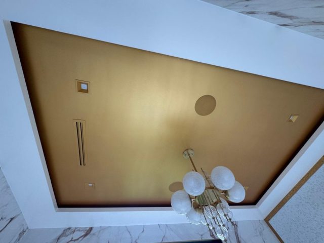 Luxury ceiling